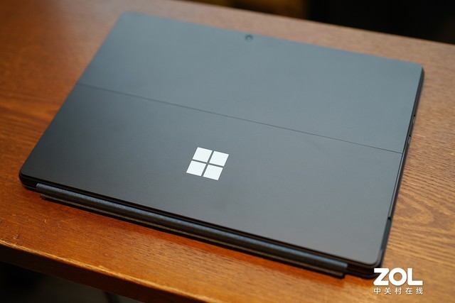 ӢضEvo֤ Surface Pro 9 